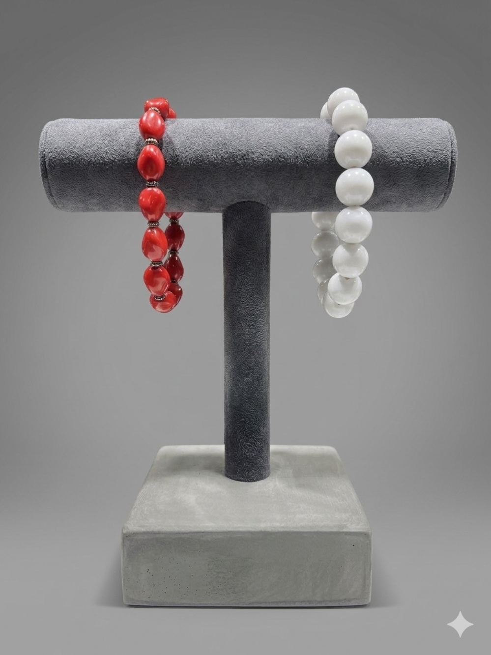 🌸 Red and White Beaded Stretch Bracelet Set 🌸